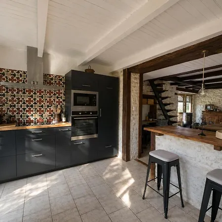 Authentique Maison En Pierre Blanche Du Quercy * Castelnau-Montratier